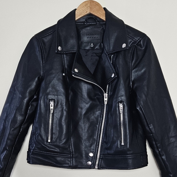 BlankNYC Black Faux Leather Edgy Moto Jacket Size Medium #12-20 - Picture 3 of 13